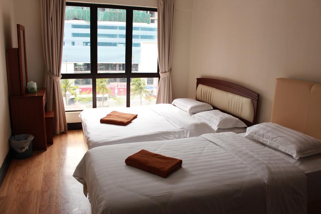 Marina Court Kota Kinabalu- Bigger Group Stay Together- 6 Bedroom Apartments Værelse billede