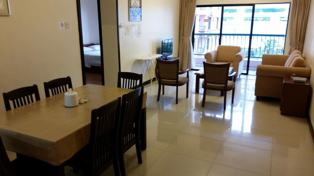 Marina Court Kota Kinabalu- Bigger Group Stay Together- 6 Bedroom Apartments Værelse billede