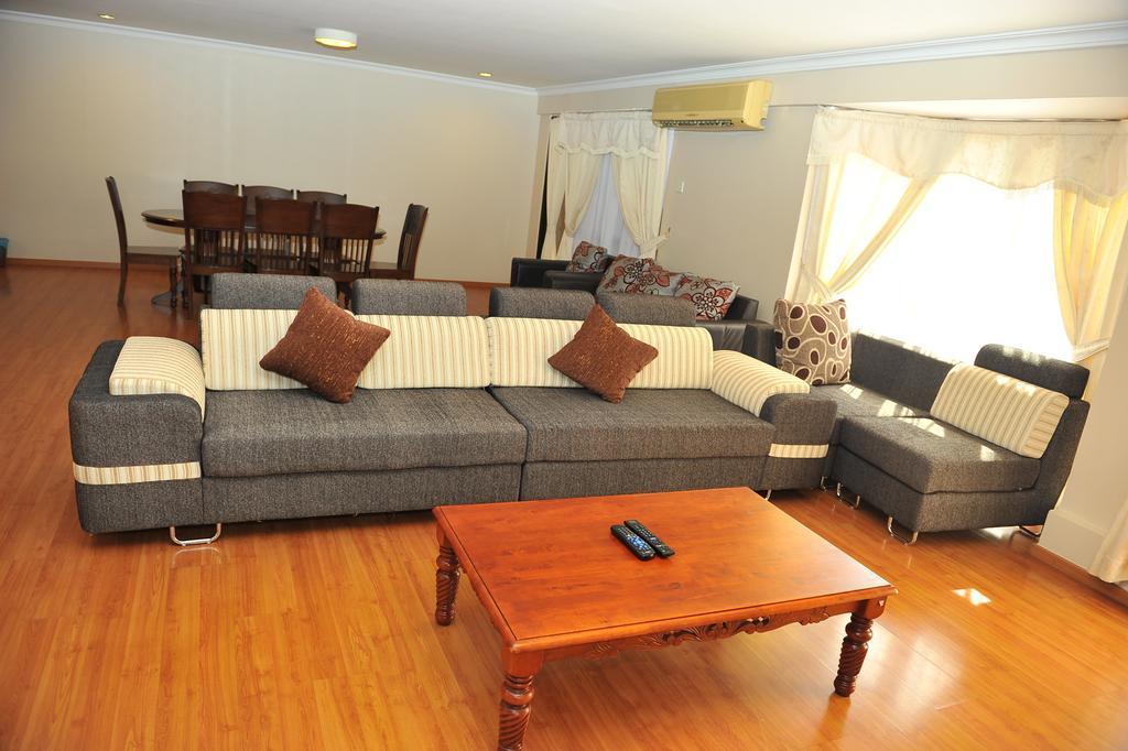 Marina Court Kota Kinabalu- Bigger Group Stay Together- 6 Bedroom Apartments Eksteriør billede